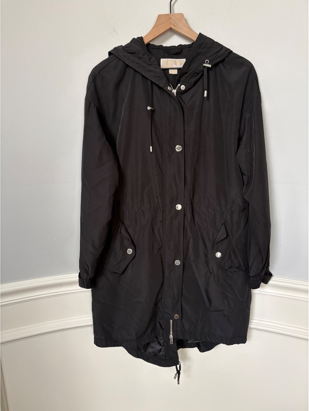 Michael Kors Women’s Hooded Anorak Rain Jacket – Black, Size Medium